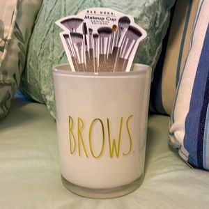 Rae Dunn “BROWS” makeup brush cup.